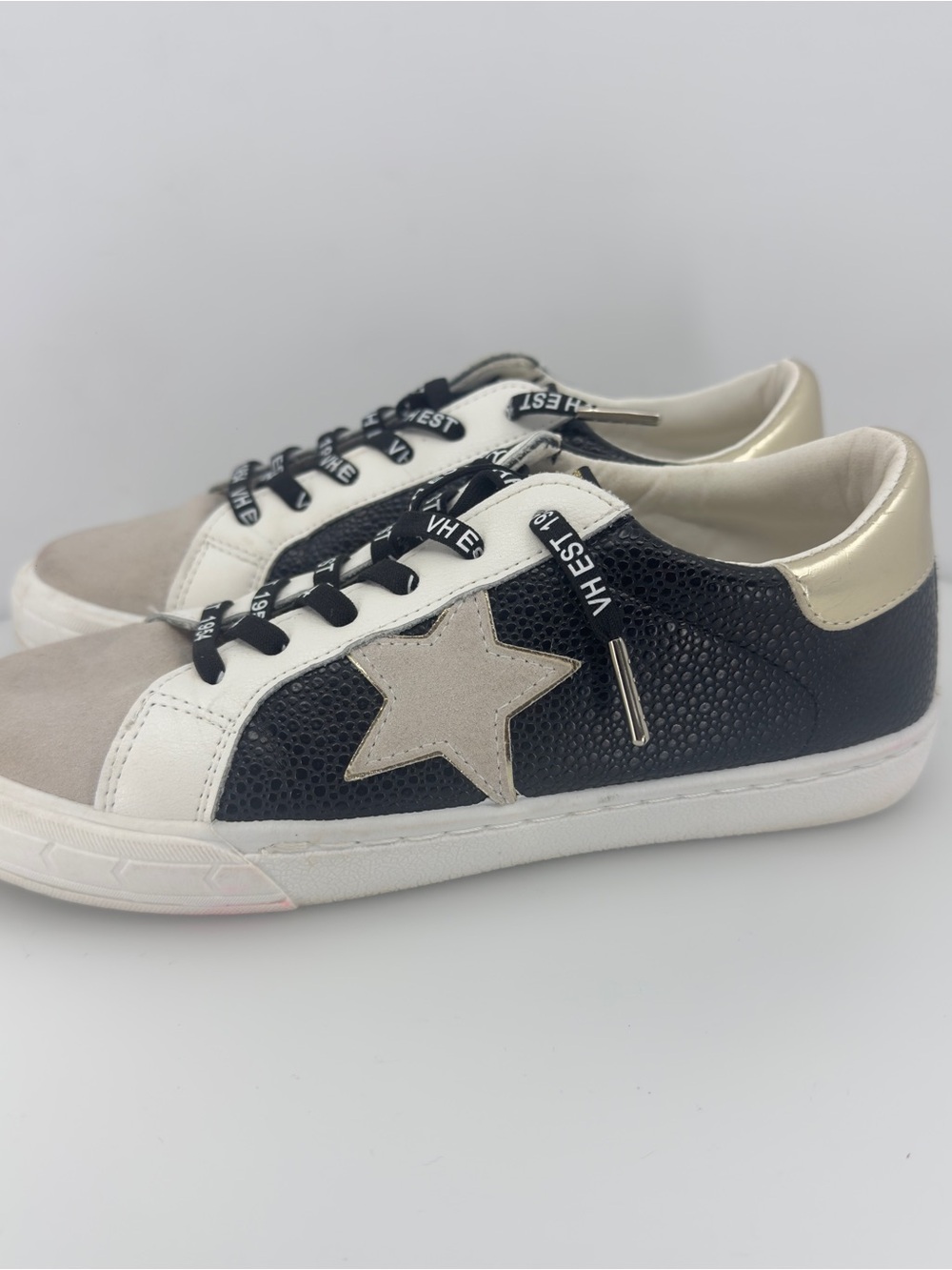 Vintage Havana “Bianca” Black Pebbled Patent Grey Suede & White Sneakers | 6.5